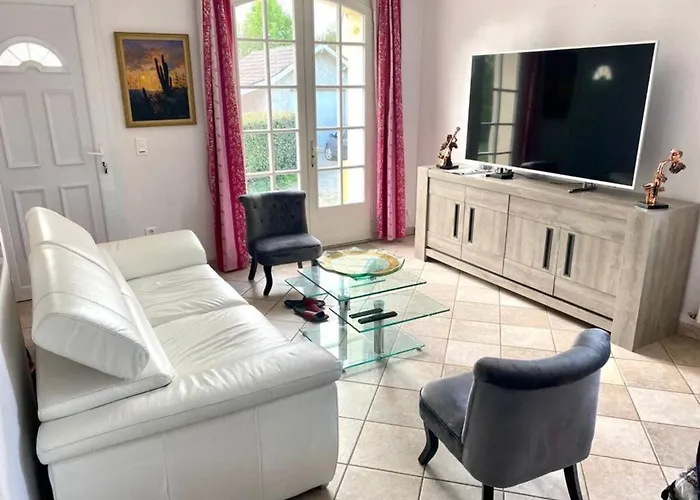 Вилла Propriete 6 En Perigord